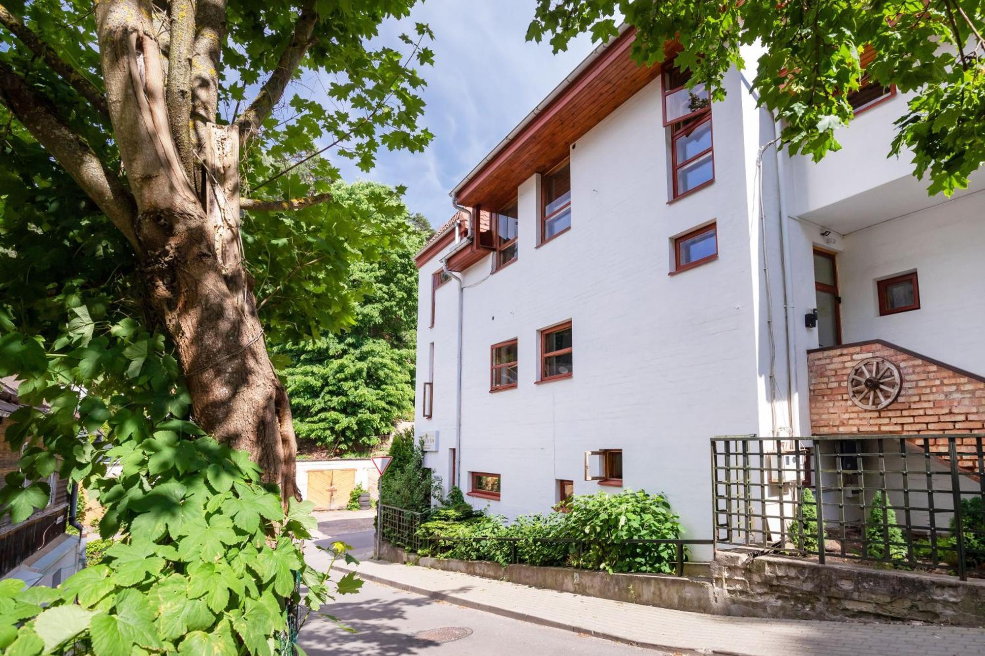 빌뉴스 House Of Sun B&B 외부 사진